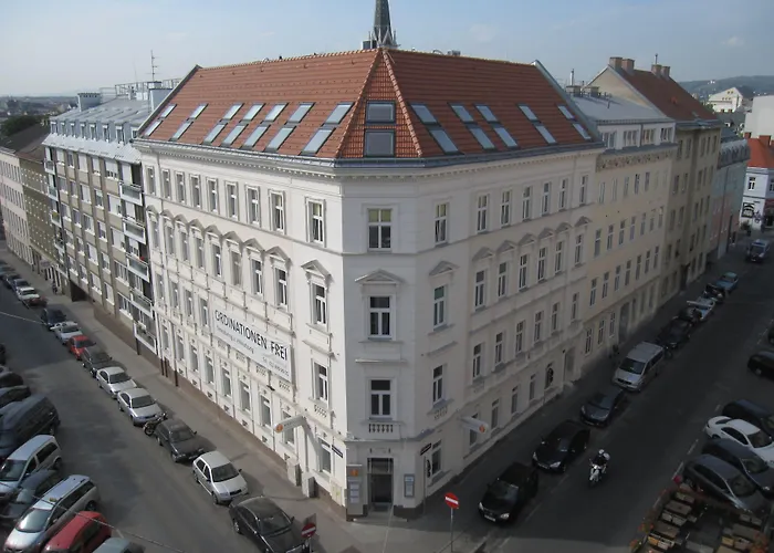 Rafael Kaiser - Premium Apartments - Contactless Check-In